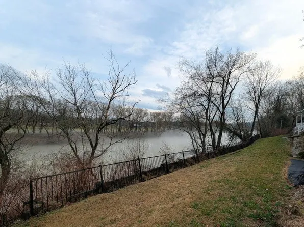 106 Admirals Lndg, Frankfort, KY 40601