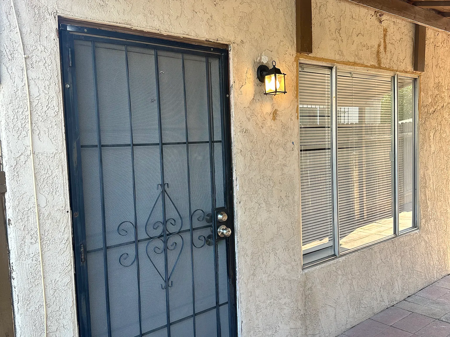 2 bed, $975 — Photo 2