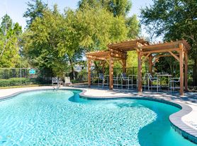 Pine Crest Apartments