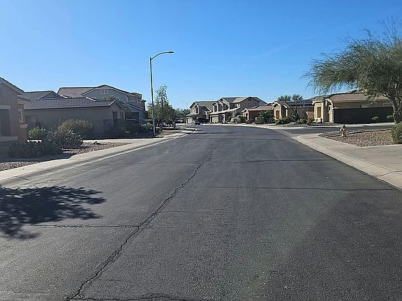 5th image of 1682 E Fontana Dr