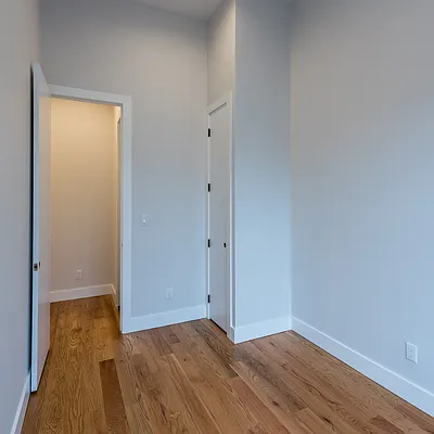 Rented by Nooklyn NYC LLC | media 9