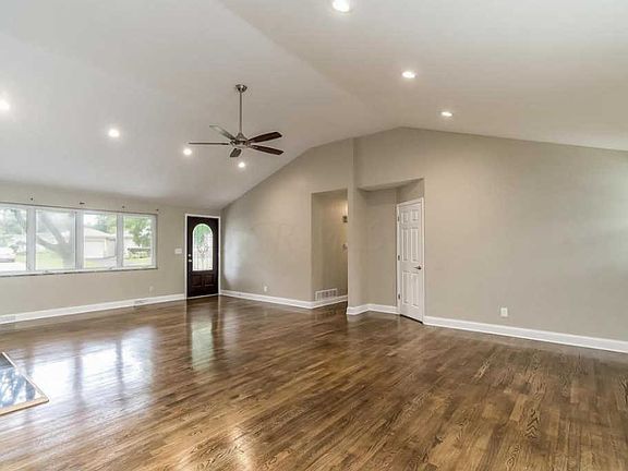 5th image of 1000 Brentford Dr
