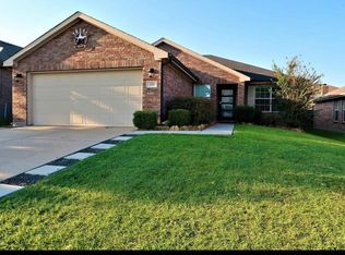 225 Creekwood Dr, Princeton, TX 75407