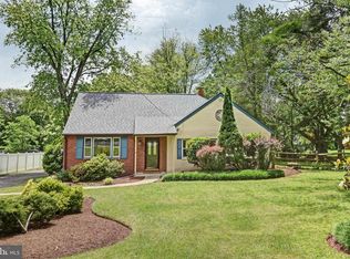 7227 Calvert St, Annandale, VA 22003