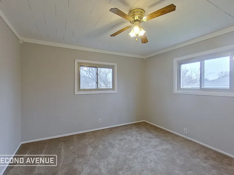 1635 Bronson Rd — Photo 10