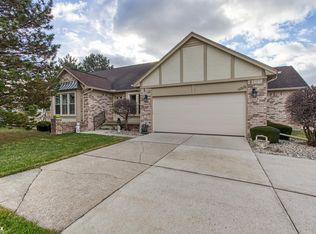 42628 Schienle Ln, Clinton Township, MI 48038