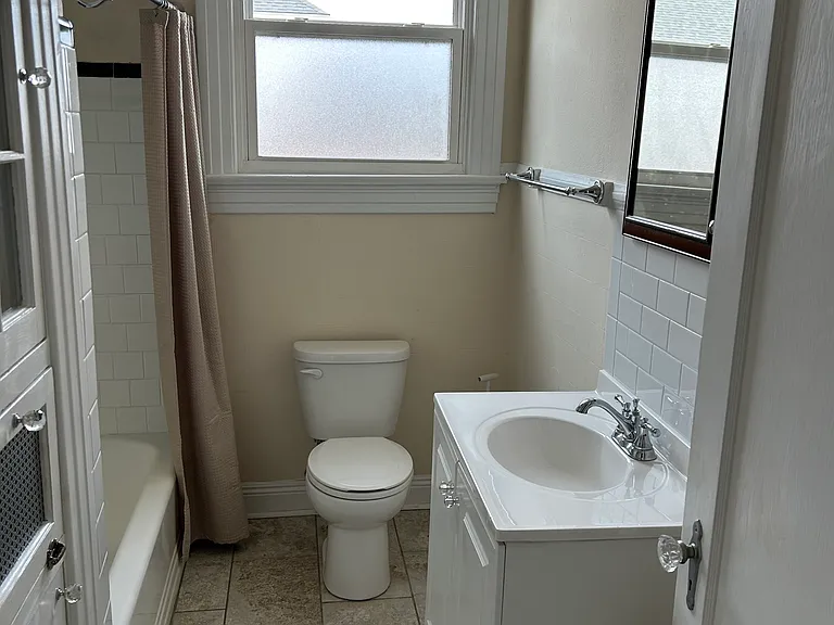 Bathroom with Tub