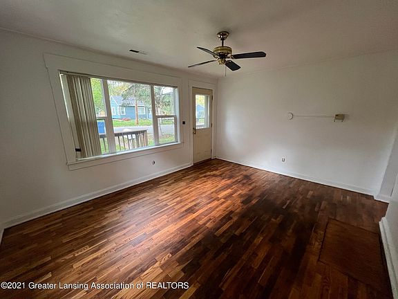 5th image of 3227 Tenny St
