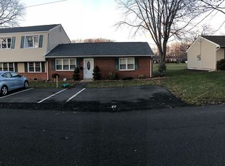 8 Haven Dr, Matawan, NJ