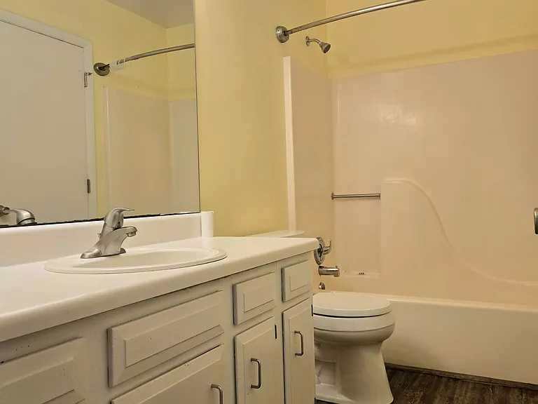 7318 Maple Ct — Photo 9