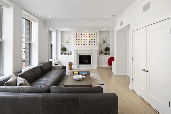 Rented by Compass | media 2