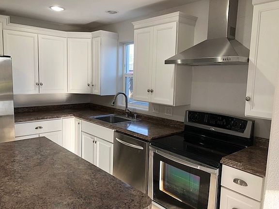 4th image of 1507 E Garland Ave