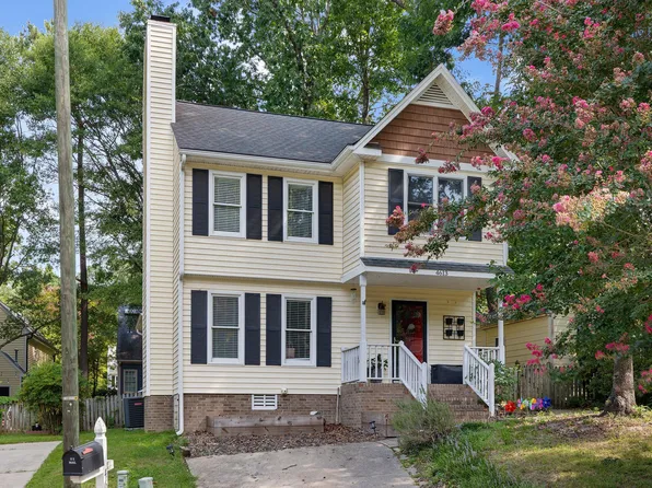 4613 Ellsmere Ln, Raleigh, NC 27604