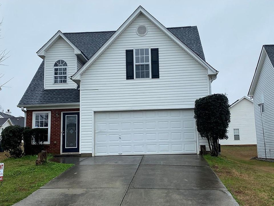 1st image of 27 Kirkhill Dr