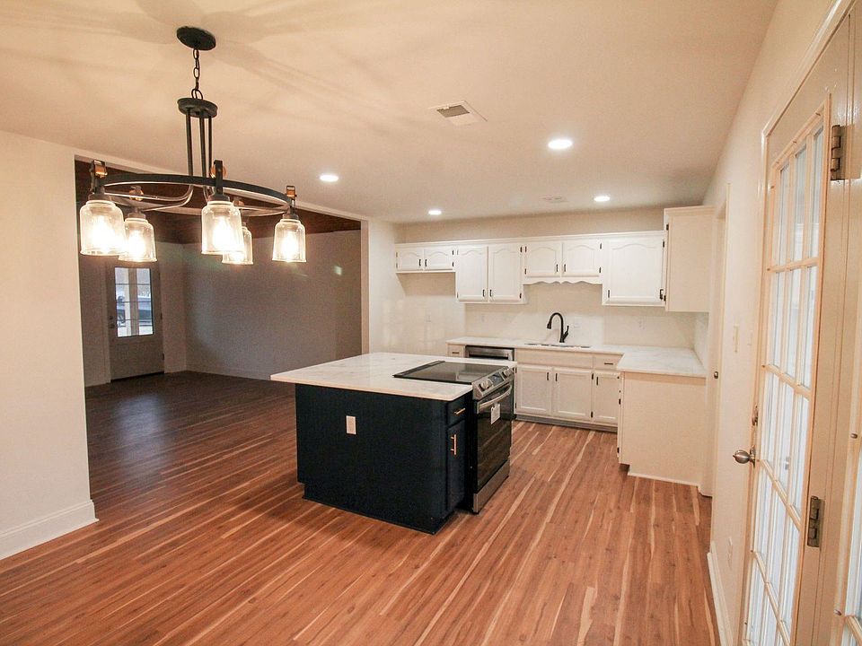 1st image of 762 Shannon Ln