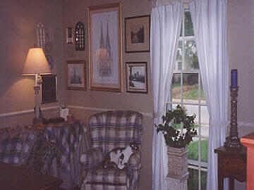 2nd image of 5629 N Kingsley Dr