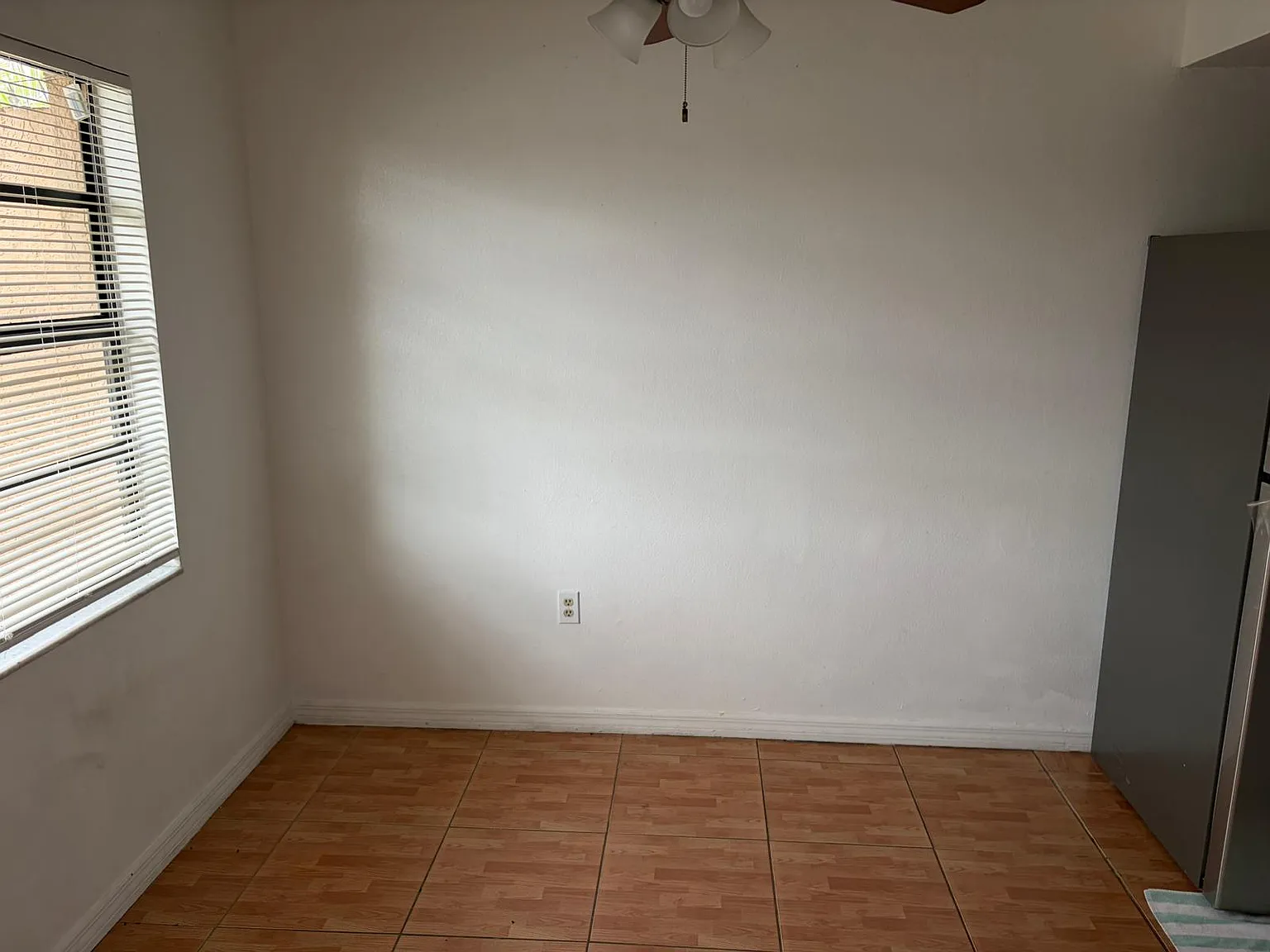 2 bed, 991 sqft, $1,700 — Photo 3