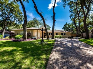 493 Lakeside Pl, Largo, FL 33771