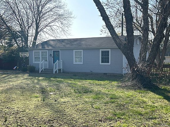 2nd image of 9927 Middleford Rd