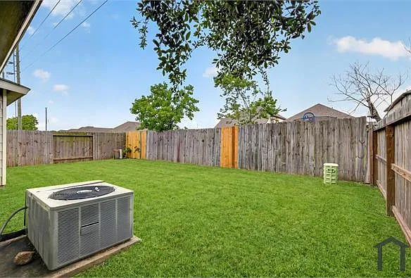 7707 Cypress Edge Dr — Photo 27