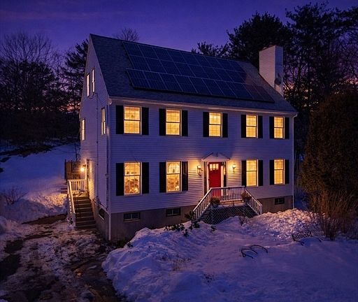 3rd image of 159 Pine St