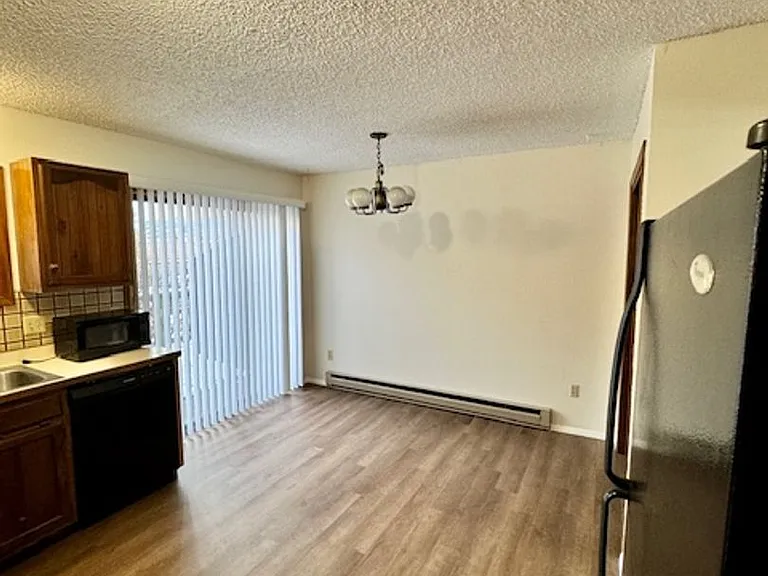 1605 W Koch St — Photo 12