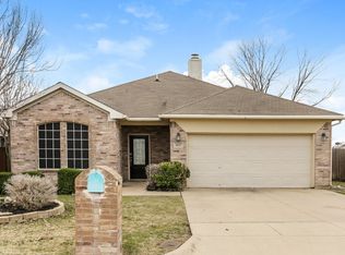 4837 Fishhook Ct, Fort Worth, TX 76179