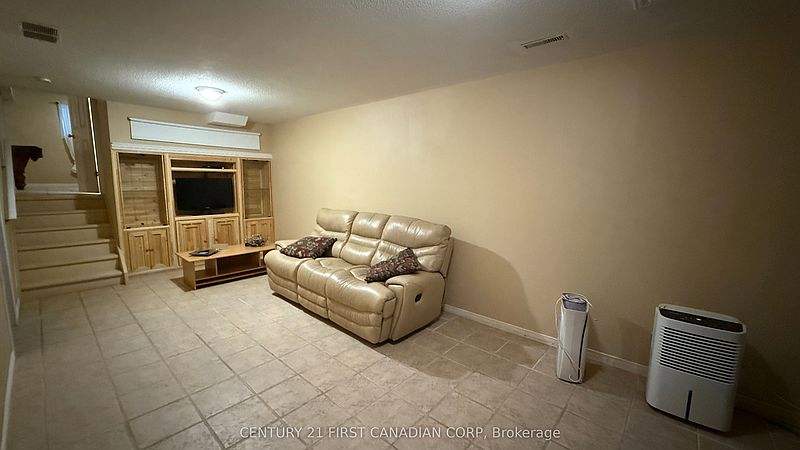 London House for rent - 3 Bedrooms — photo 21