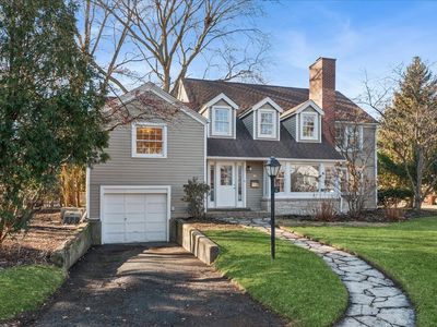 100 Williamsburg Rd, Evanston, IL, 60203