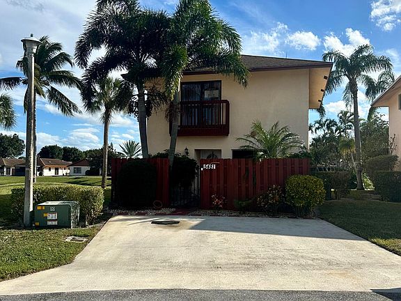 2nd image of 5481 Garden Hills Circle #67a