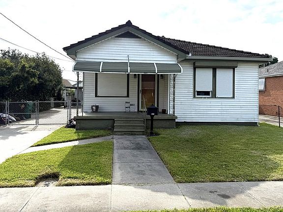 2nd image of 549 Bertucci St