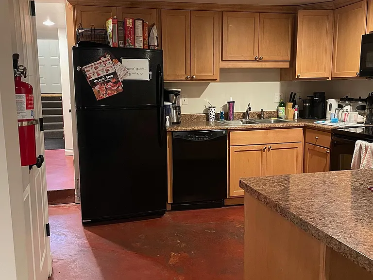 610 Church St #3 — Photo 13