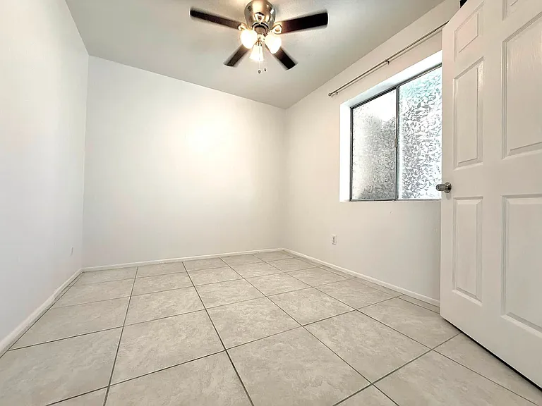 1500 W Rio Salado Pkwy #52 — Photo 14