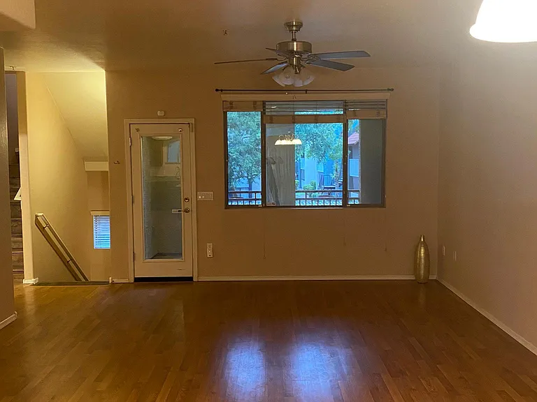 3250 W Greenway Rd — Photo 4