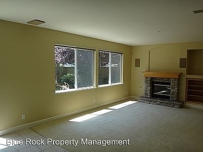 3rd image of 1184 Kingfisher Cir