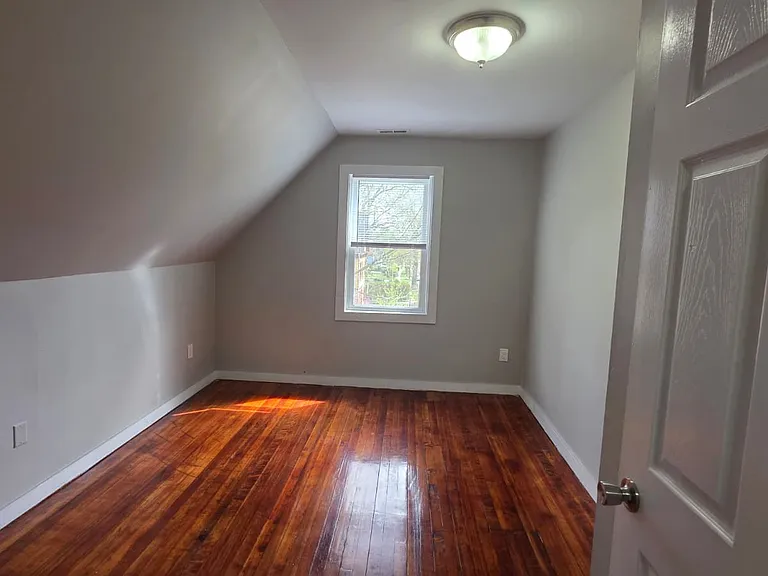 40 Harding Pl #3C — Photo 4