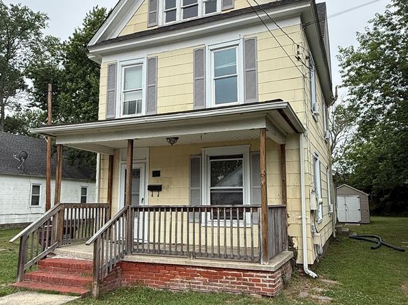419 Oakley St