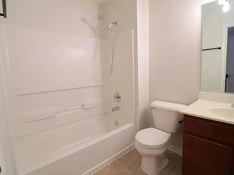 1940 Candlelight Cir — Photo 17