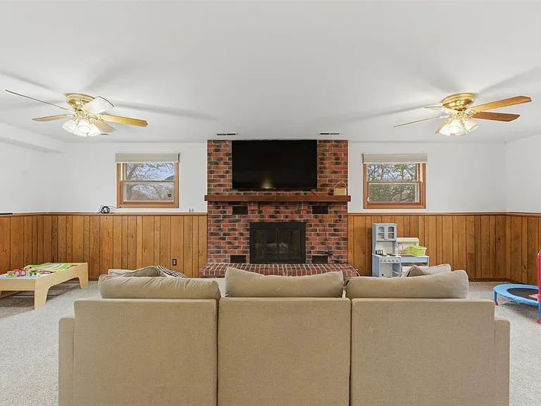 1333 Overlook Dr — Photo 18