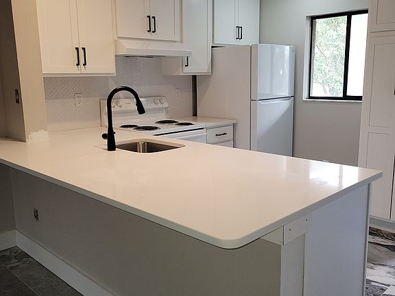 5th image of 2975 Dove Haven Ct APT E