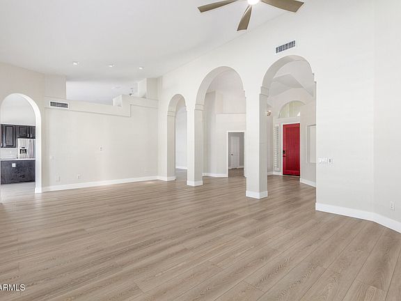 4th image of 16622 N 60TH Place