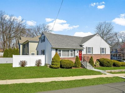 66 Sterling Avenue, Harrison, NY, 10528