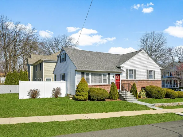 66 Sterling Avenue, Harrison, NY 10528