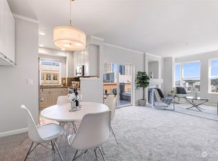 4343 Roosevelt Way NE APT 601, Seattle, WA