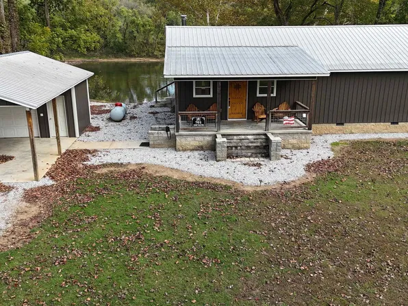 701 Sunset Valley Dr, Mountain View, AR 72560