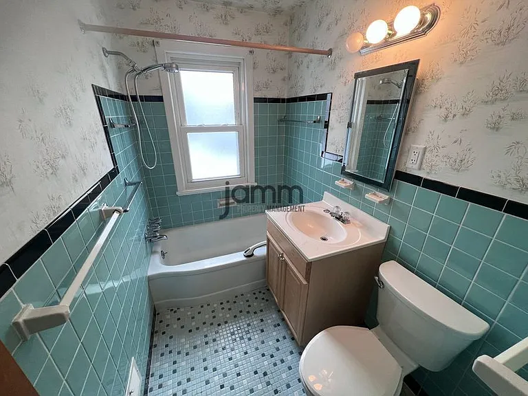 6227 Traymore Ave — Photo 8