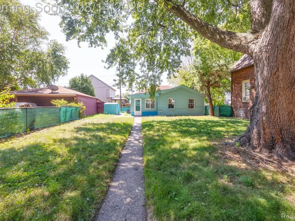 54 Walnut St, River Rouge, MI 48218