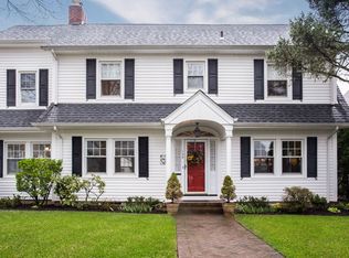 158 Brixton Rd, Garden City, NY 11530