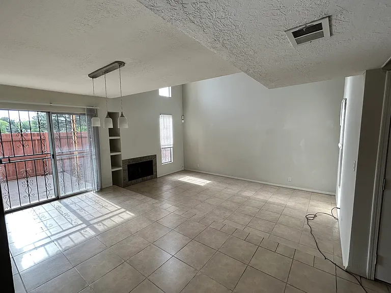 Living Room/Dining Room