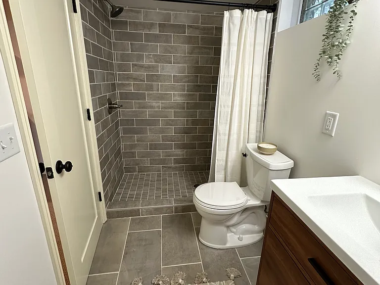 5645 Harriet Ave — Photo 15